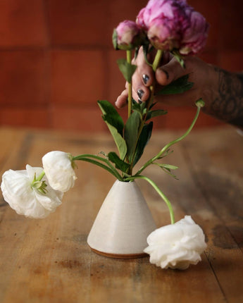 Cone Bud Vase | Cream